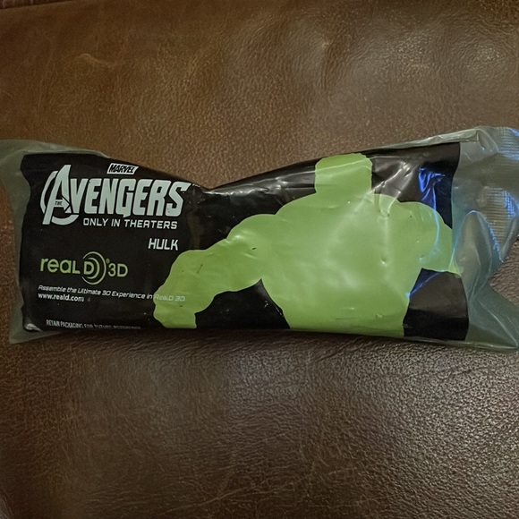 Marvel Avengers RealD 3D glasses - Picture 6 of 9